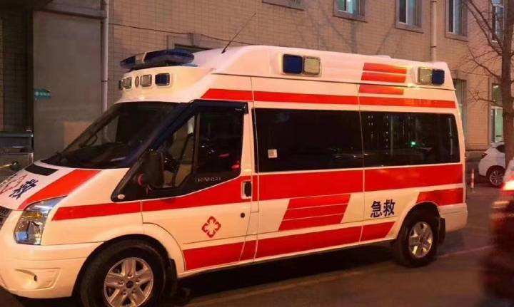 乌兰县成人监护型护送
